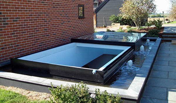 motor kéo giếng trời