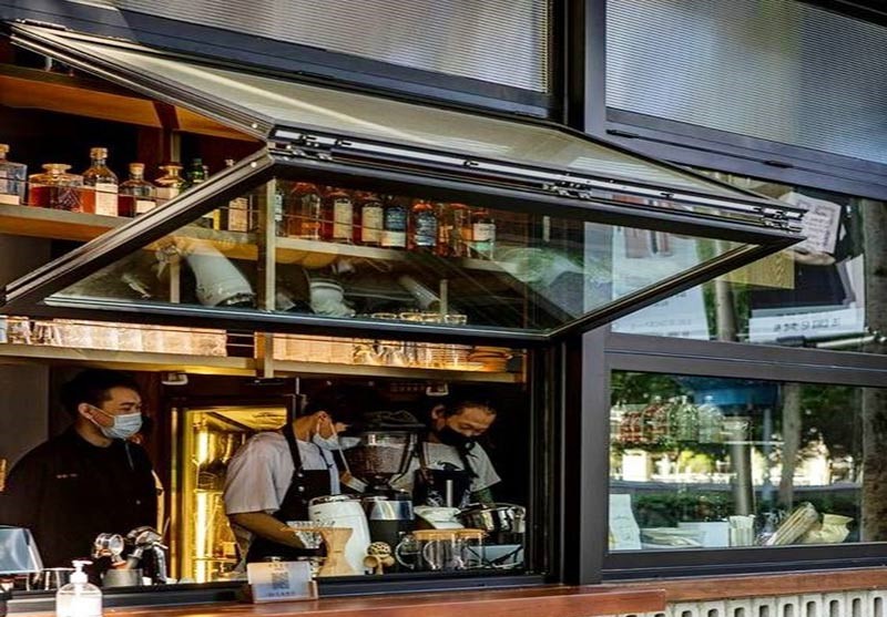 cửa sổ mở gấp tự động