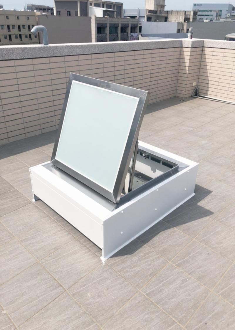 piston cửa sổ trời